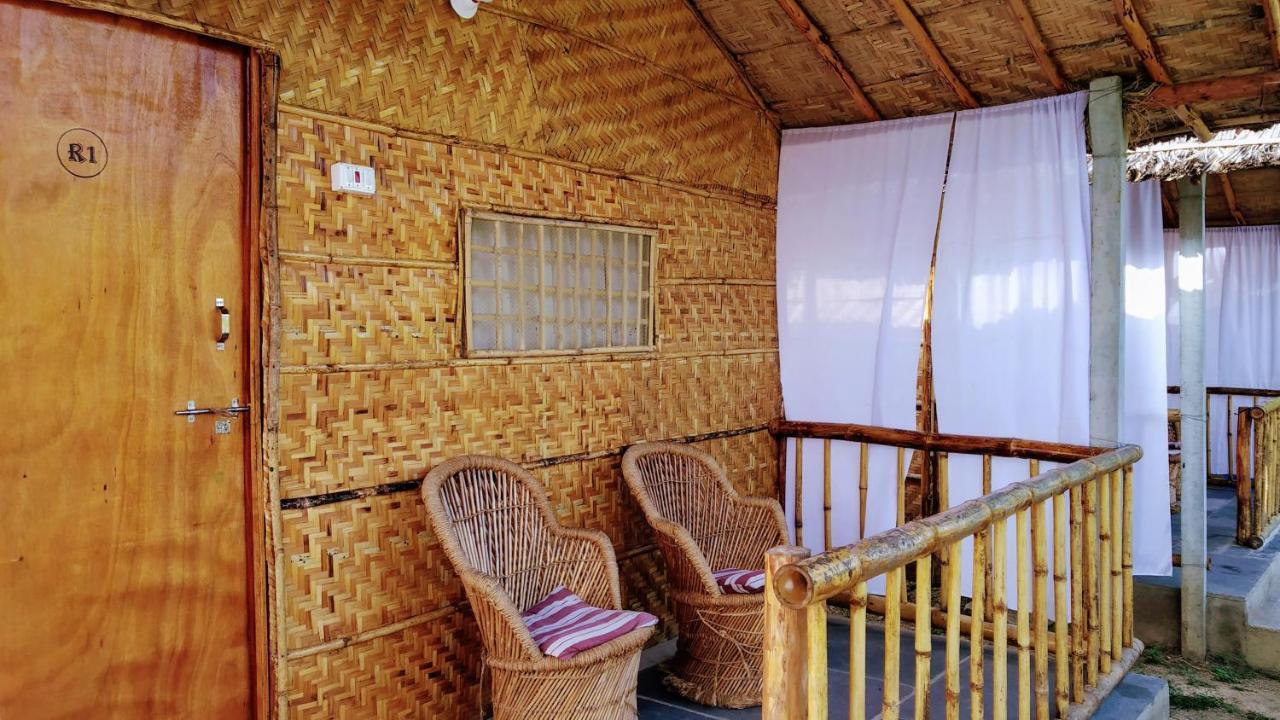 Tutti Hampi Chattai Cottages Экстерьер фото