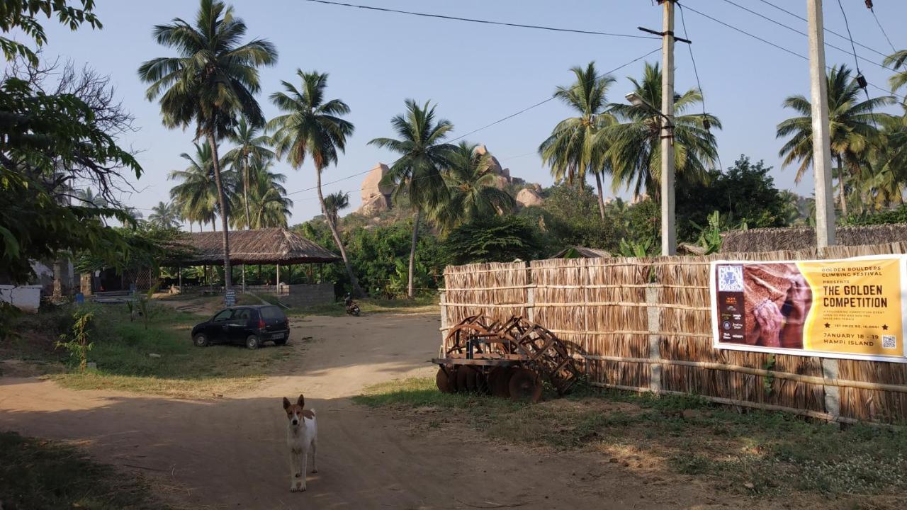 Tutti Hampi Chattai Cottages Экстерьер фото